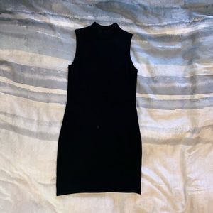 Forever 21 bodycon black dress